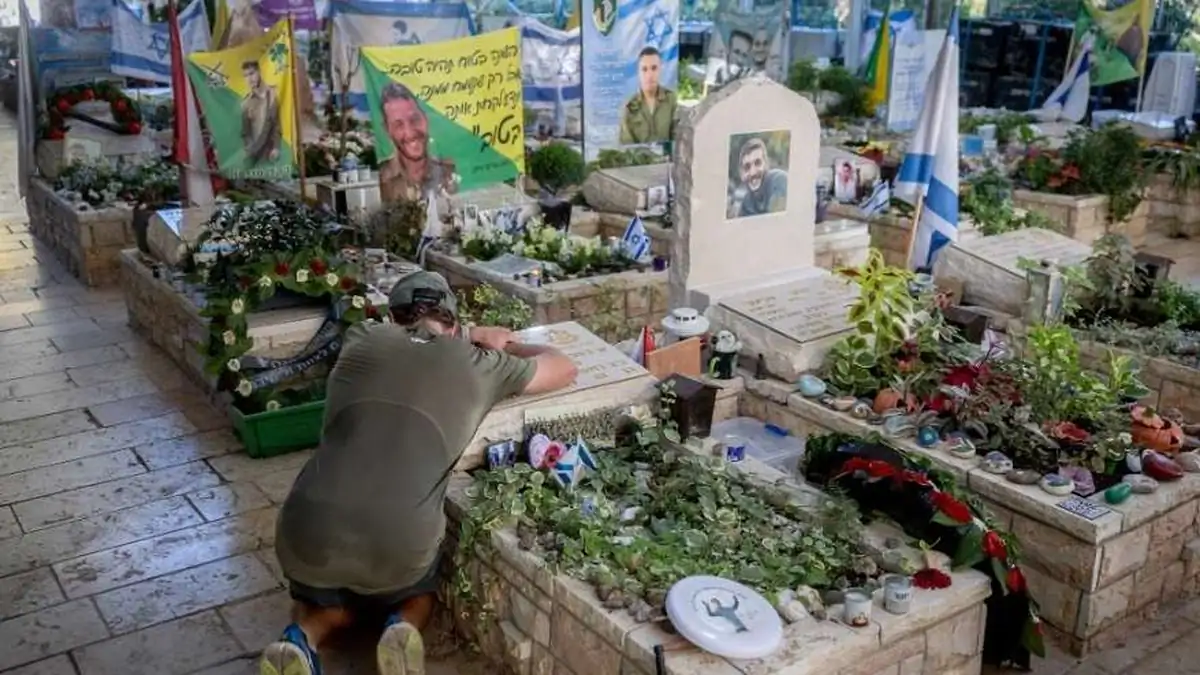 Israel lembra ataque do Hamas com homenagens