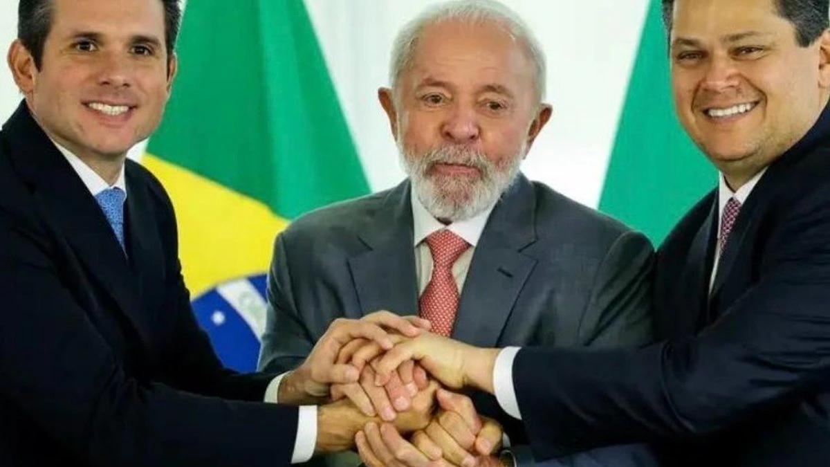 Líderes do Centrão sabem que Flávio não apoiará