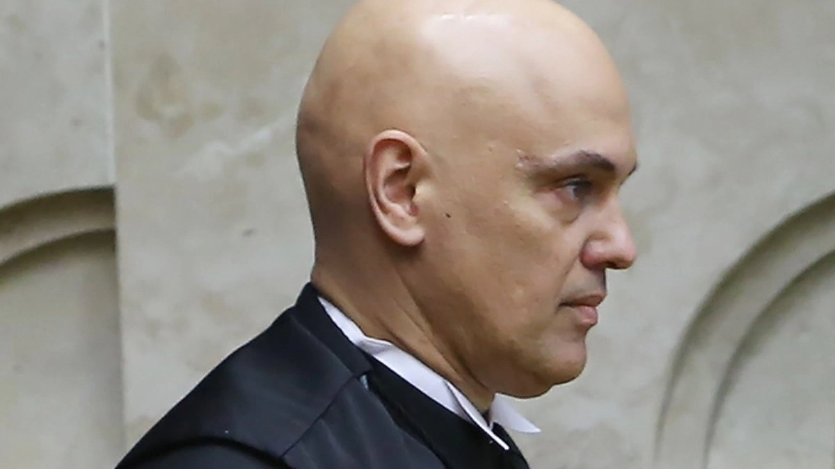 Moraes reune delegados da PF e gera tensão