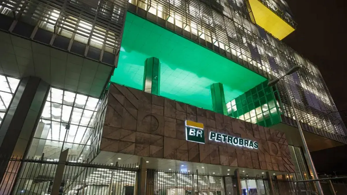 Petrobras dispara após eleição e chega a R$ 54,55